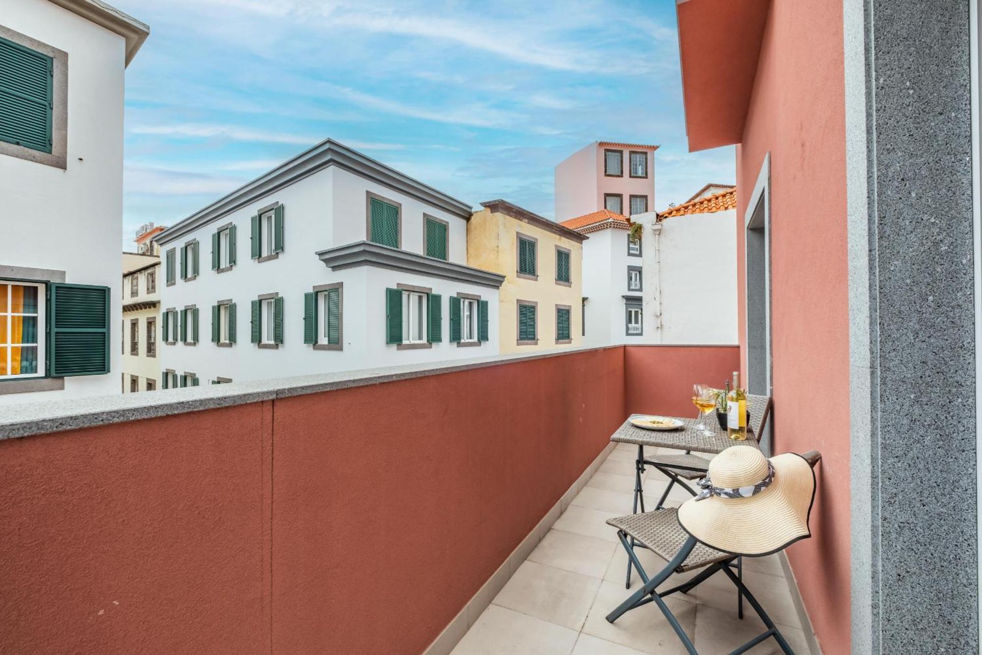 Ribeira Das Casas Apartments By Madeira Sun Travel Funchal  Eksteriør billede